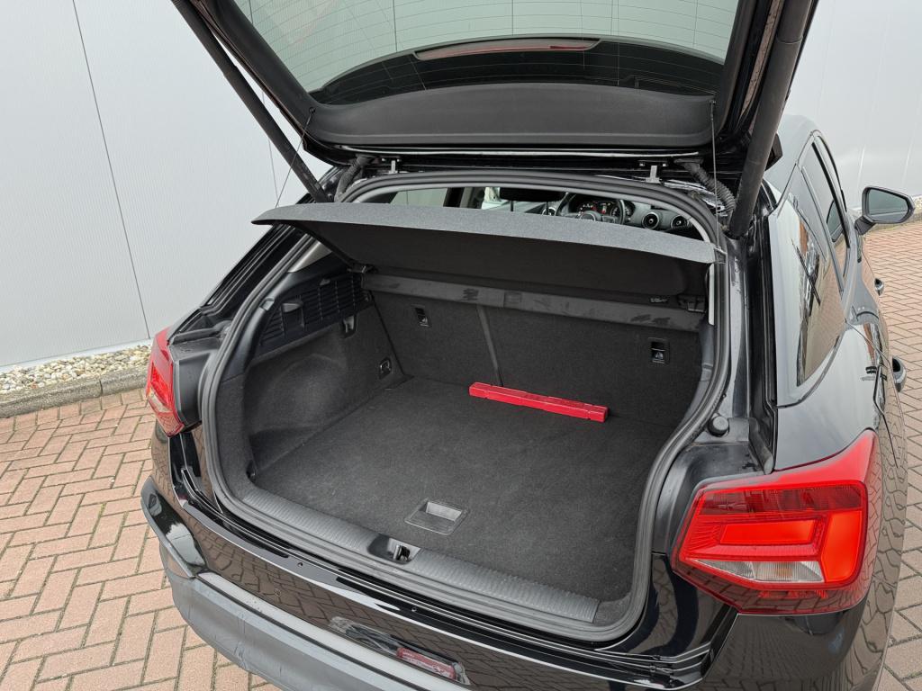 Audi Q2 35 tfsi 150pk s-tronic pro line | acc | camera | keyless