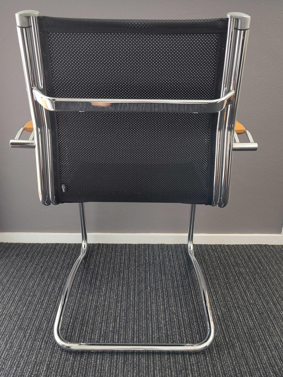 “Sitland” Italiaans design kamerstoelen