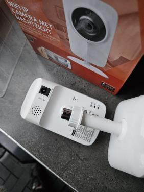 Nieuwe WiFi IP camera met nachtzicht via internetverbinding