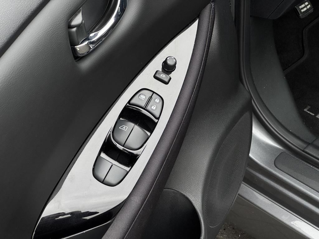 Nissan Leaf n-connecta 40 kwh soh 94% led pack | stuur- + stoelverwarming |