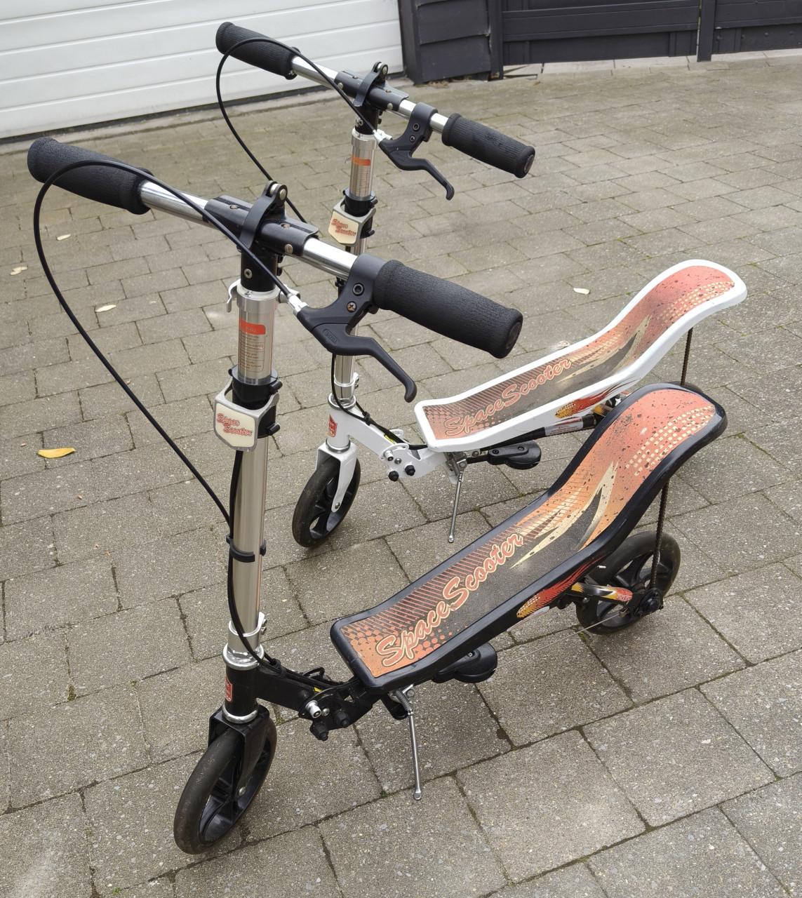 Space Scooter (s) 1 of 2