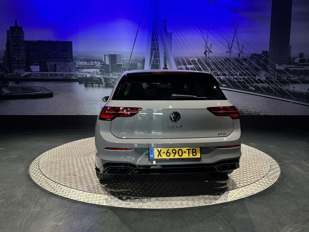 Volkswagen Golf 1.5 etsi r-line business *pano*camera*navi*appconnect*