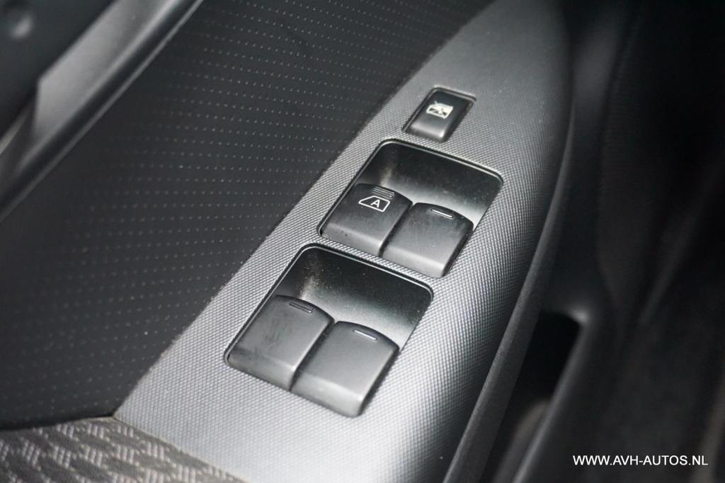 Nissan Note 1.6 first note