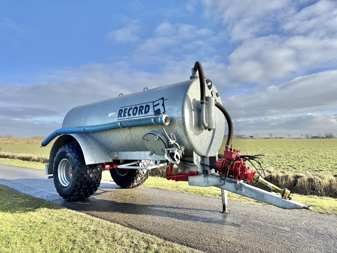 Record 10000L Mesttank