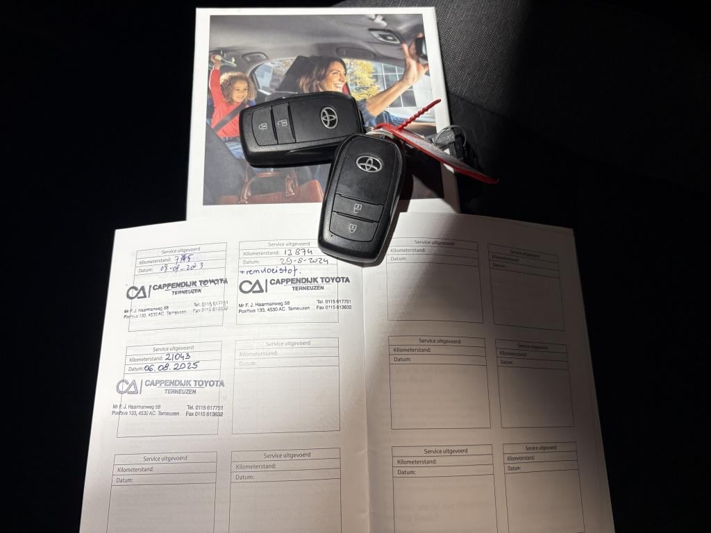 Toyota Yaris 1.5 hybrid dynamic | trekhaak |