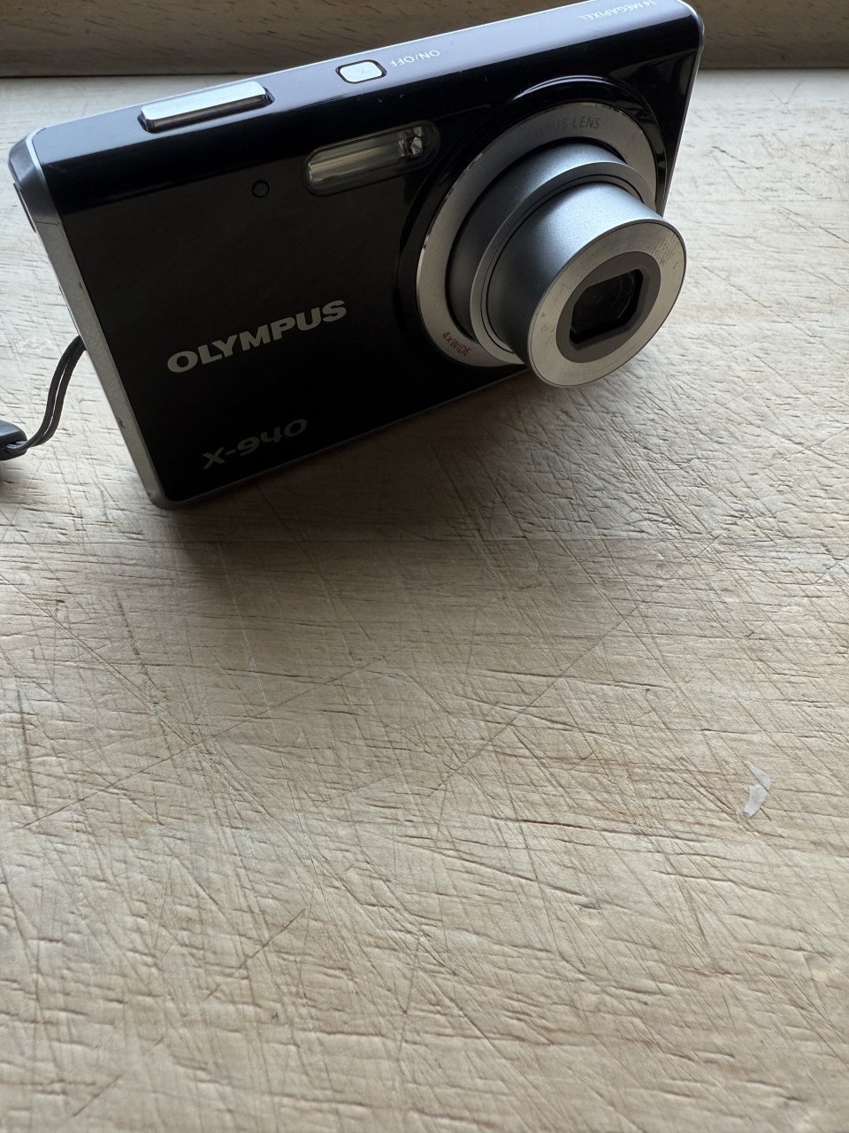 Olympus X-940 digitale camera compleet met kabels/oplader