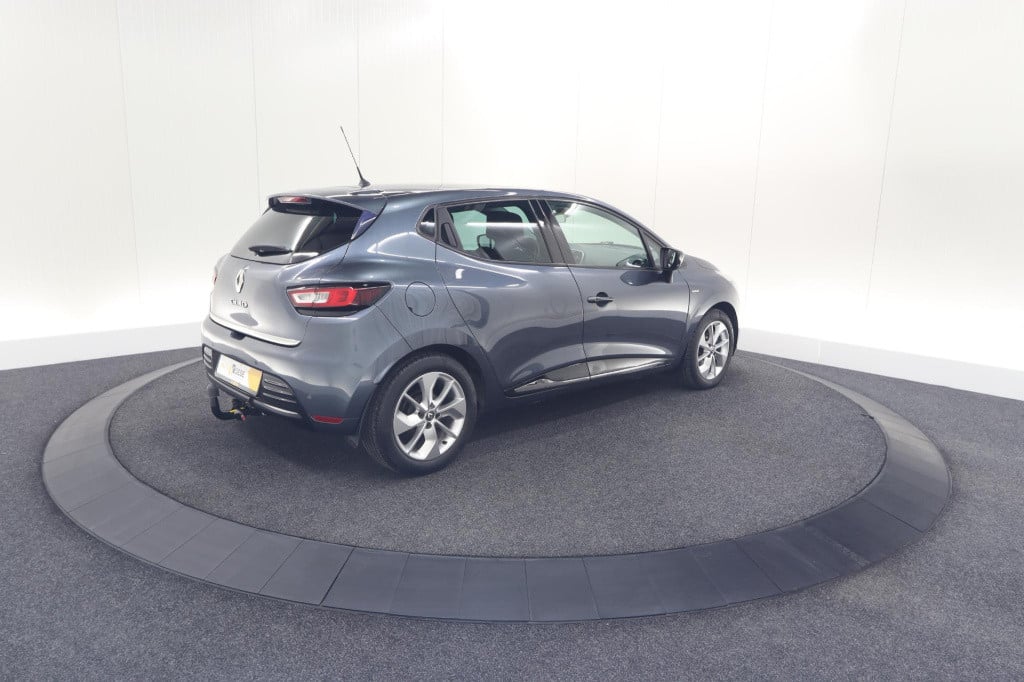 Renault Clio 1.2 limited | trekhaak | navigatie | parkeersensoren | climate
