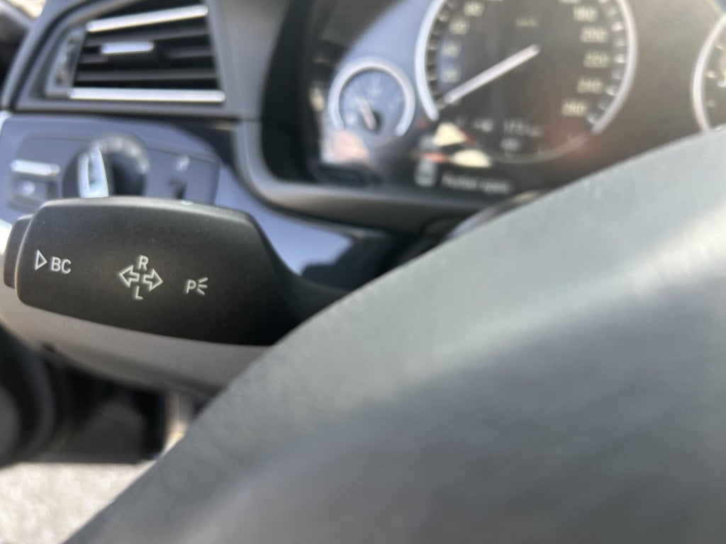 BMW 5 Serie 520i executive sportline|automaat|orgineel nl geleverd
