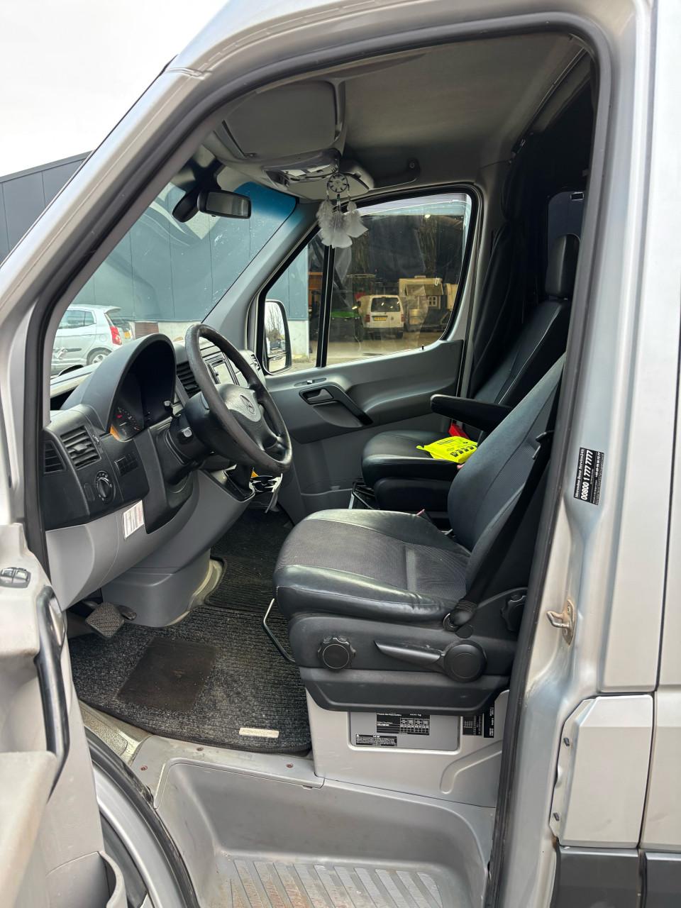 Camper mercedes sprinter 318 6 cylinder 240 pk