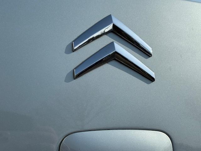 Citroen C5 berline 1.8-16v cool tech | airco | trekhaak | parkeerhulp voor 