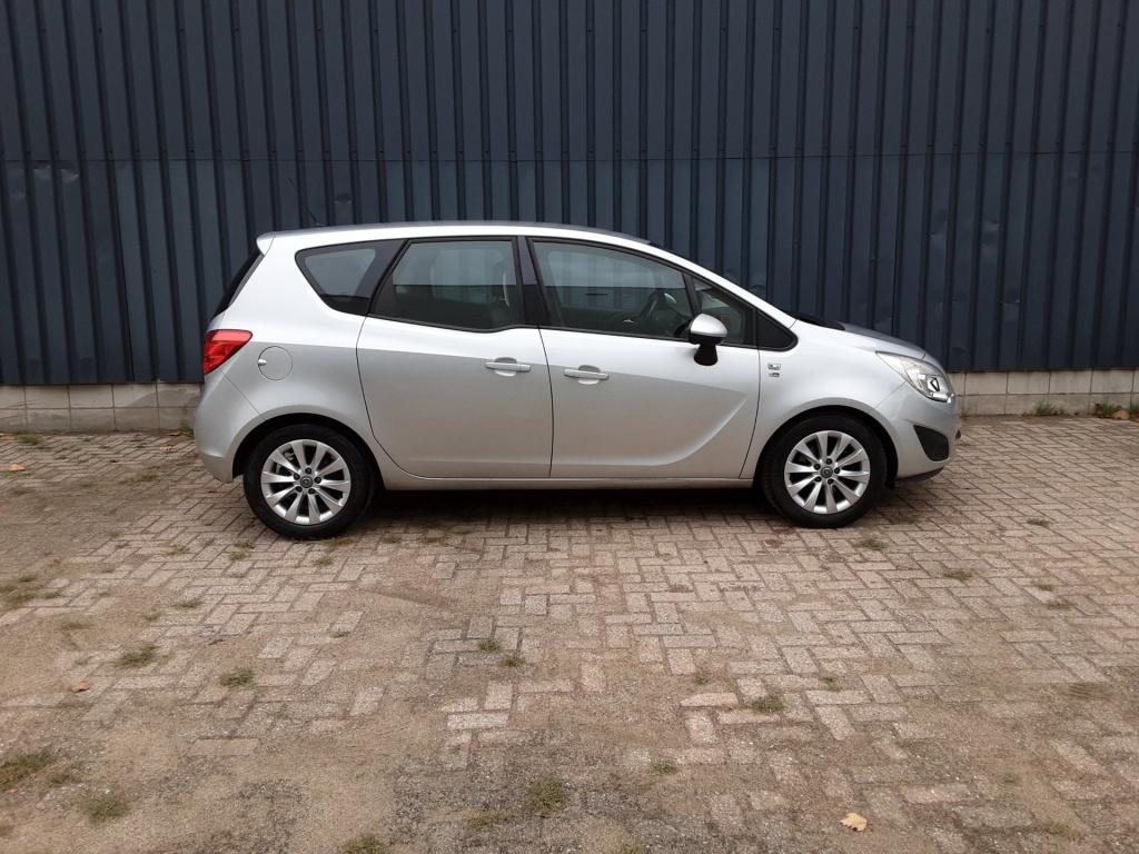 Opel Meriva 1.4 cosmo