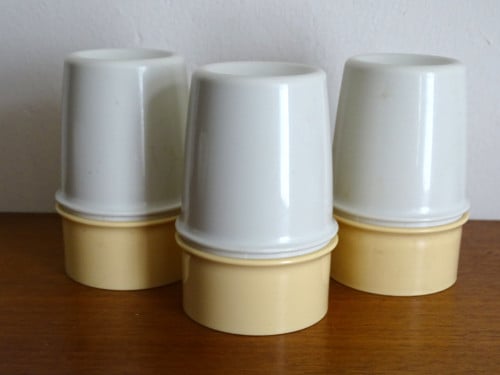 3 Vintage Tupperware eierdoppen met warmhouder