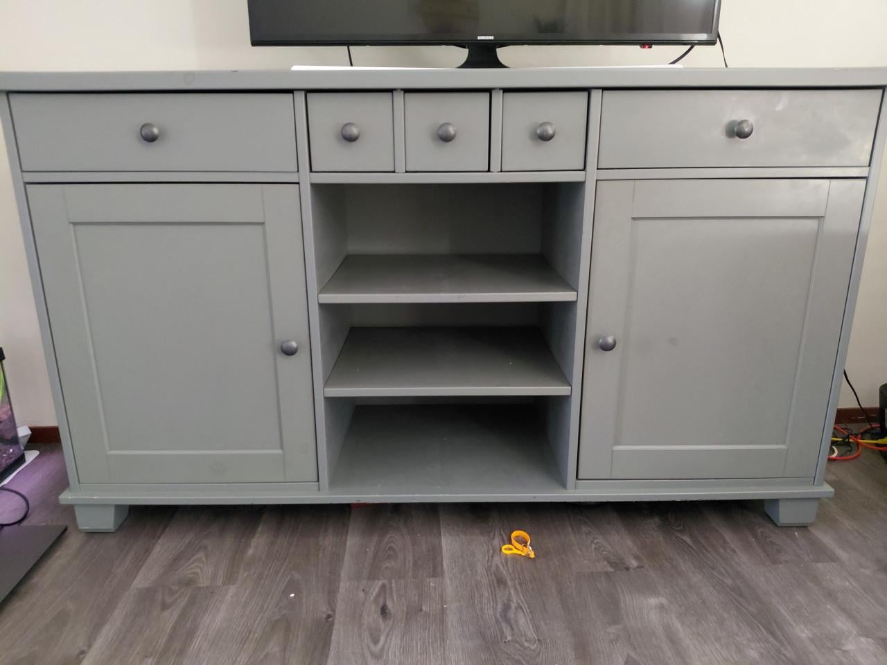 Dressoir gratis grijs