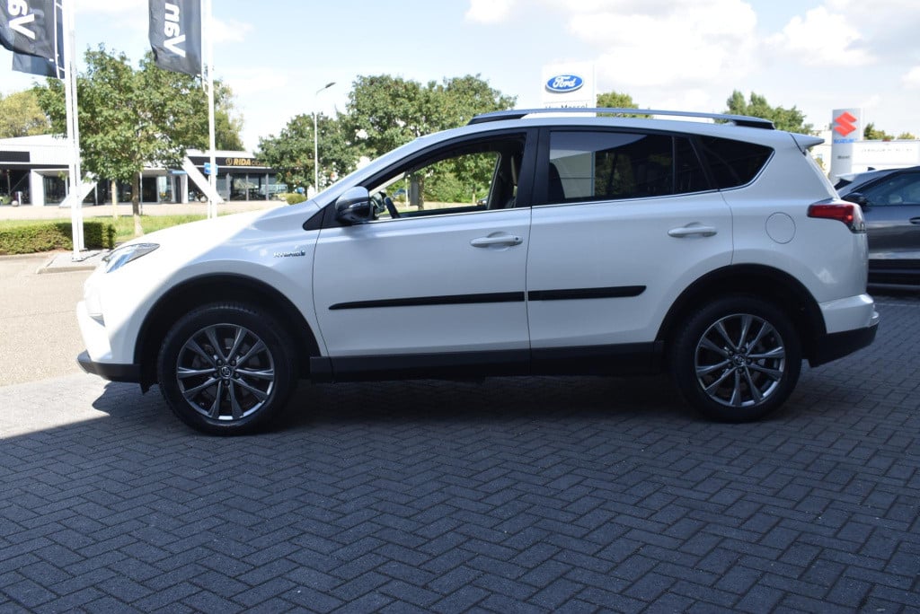 Toyota Rav4 2.5 hybrid awd executive business