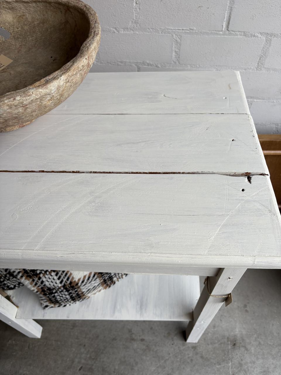 Tafeltje met extra plank