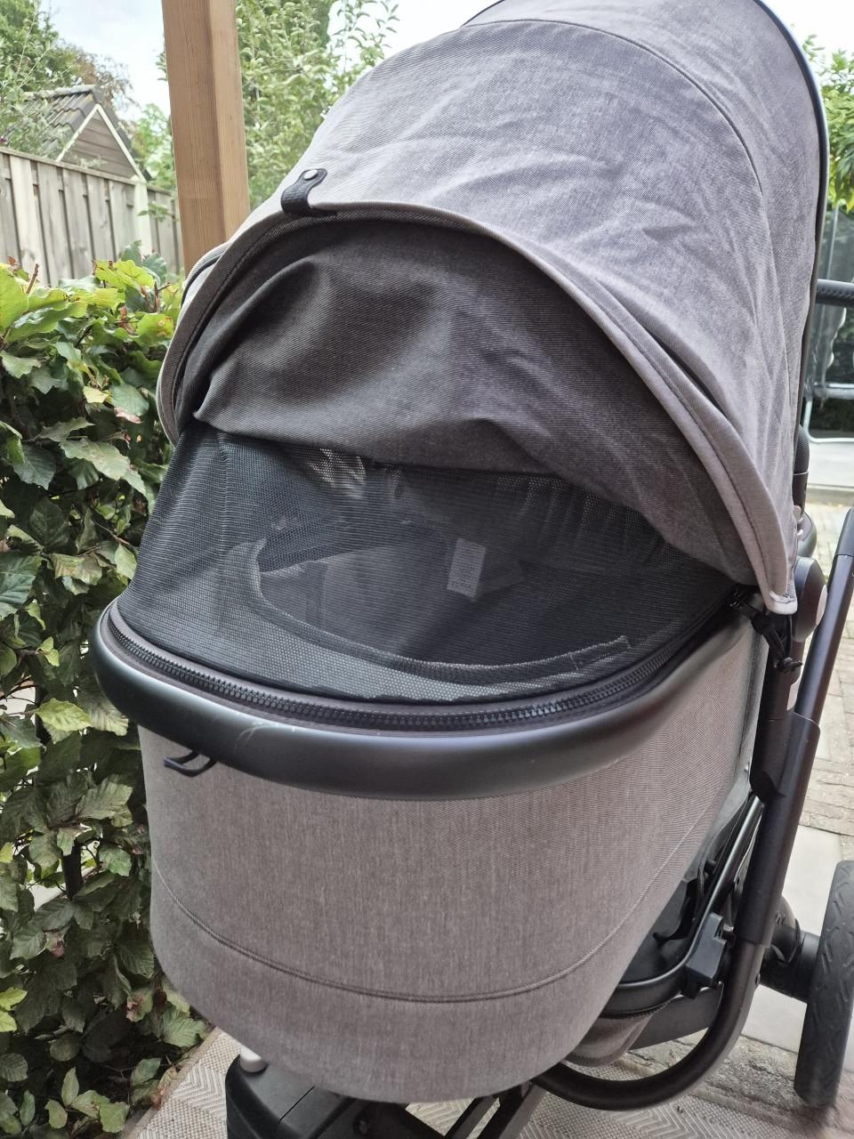 Kinderwagen Joolz Geo2 grijs/zwart