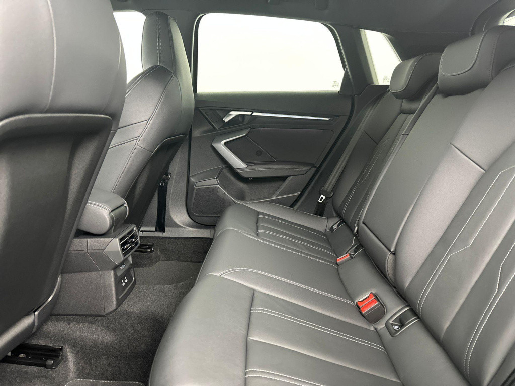Audi A3 allstreet advanced edition 35 tfsi 110 kw / 150 pk sportback