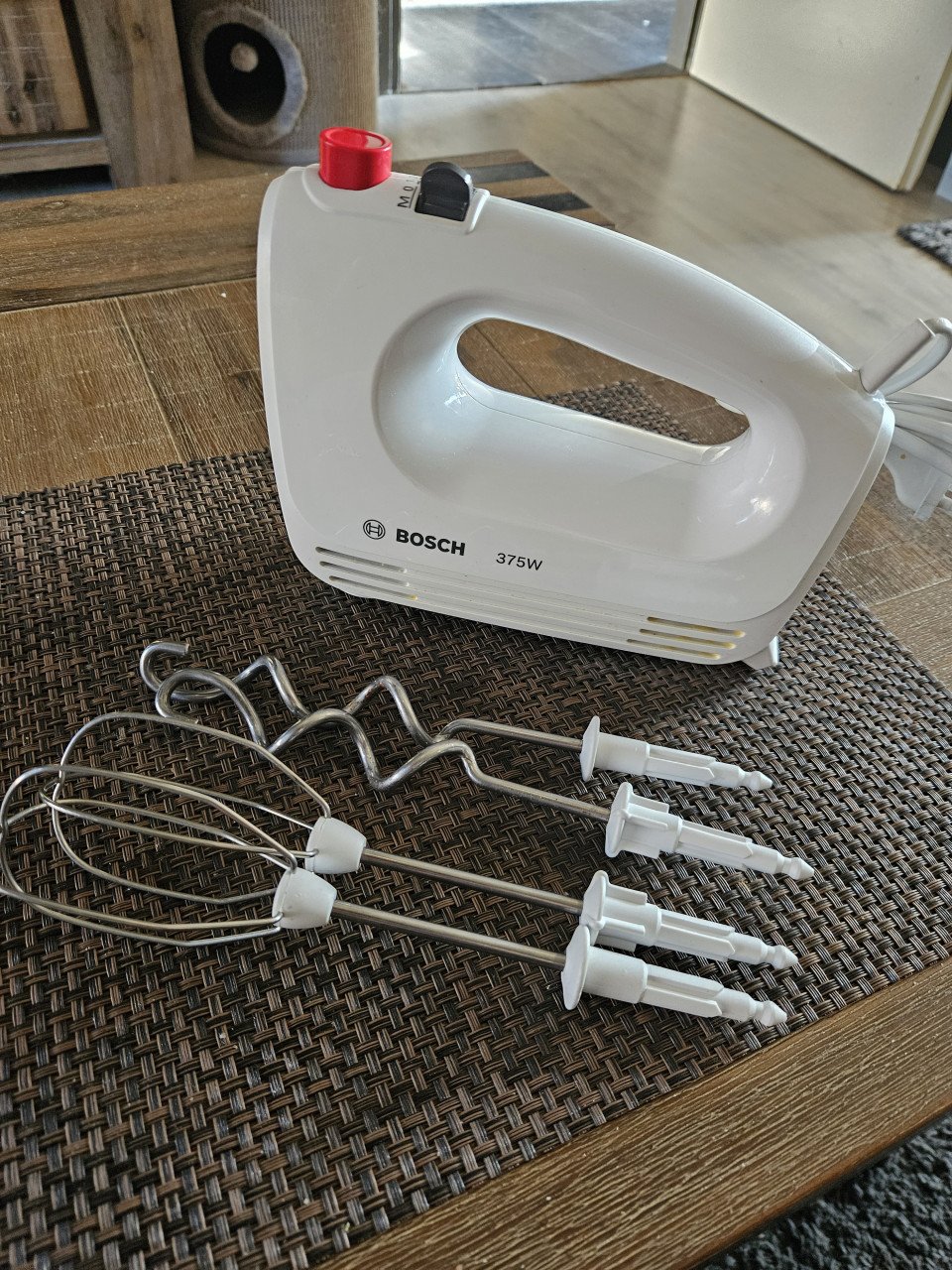 Mooie en werkende Bosch clever Mixx handmixer in nette staat
