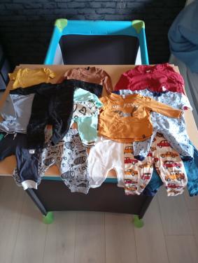 Groot kledingpakket jongens in de maten 50 tm 92
