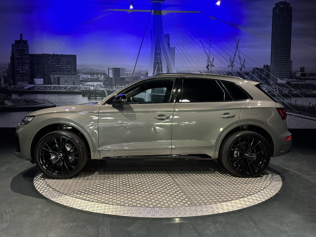 Audi Q5 50 tfsi e s edition *keyless*camera*appconnect*acc*trekhaak*
