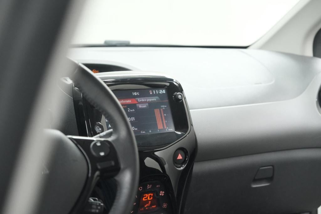 Peugeot 108 1.0 e-vti allure top! | elektrisch vouwdak | camera | navigatie