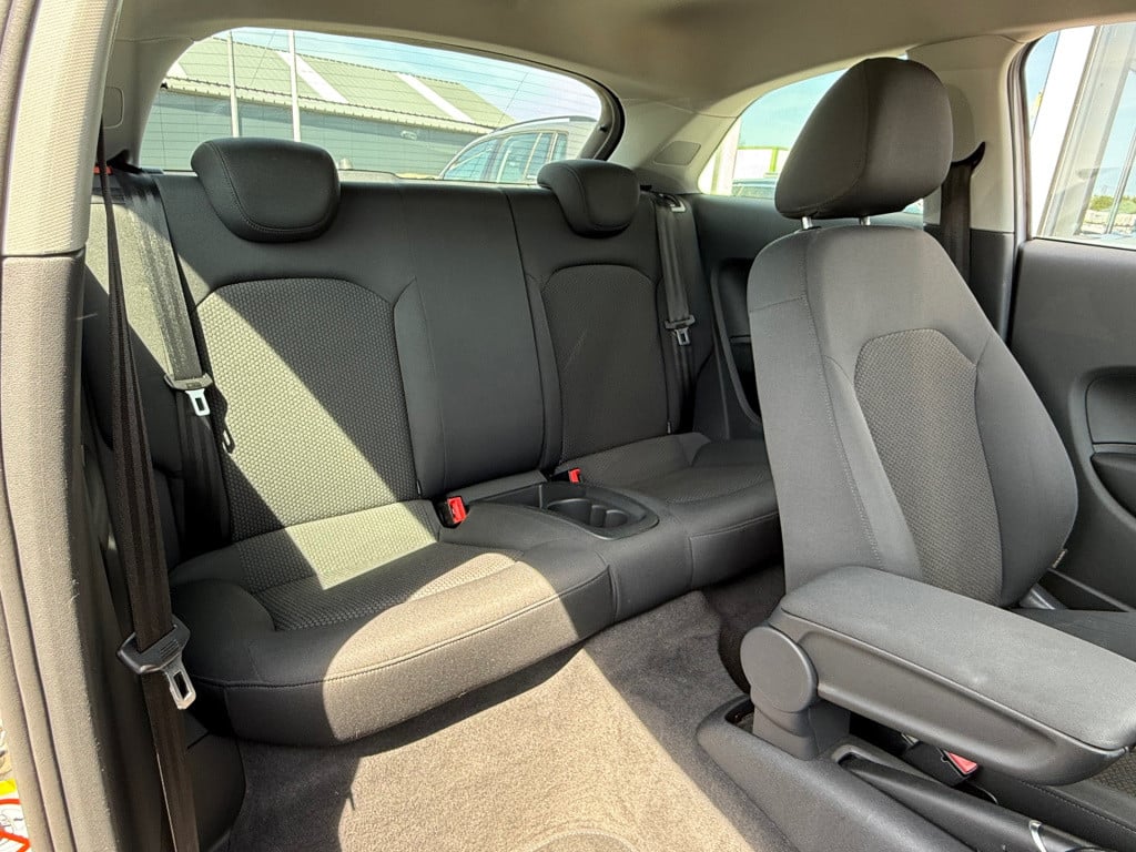 Audi A1 1.2 tfsi attraction pro line business