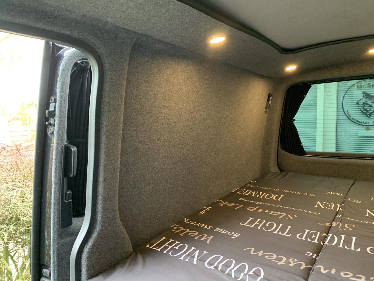 VW T5 Stealth Camper