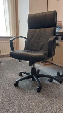 Verstelbare bureaustoel