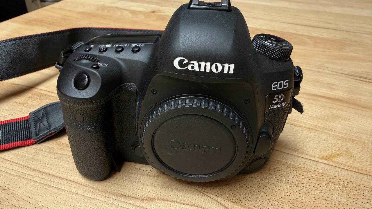Canon 5D Mark IV
