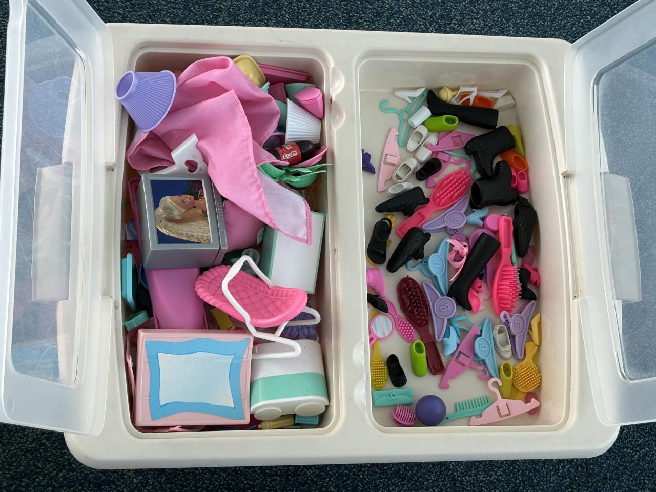 Barbie huis, barbies met veel extra's