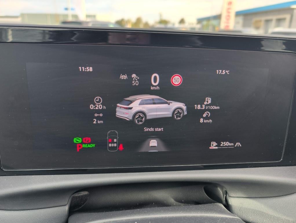 Volkswagen T-roc 1.5 etsi 110 kw r-line | trekhaak