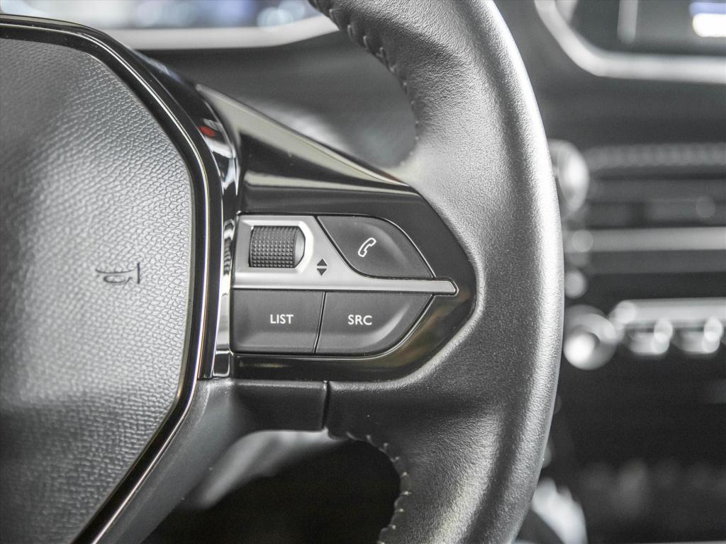 Peugeot 2008 1.2 puretech 130pk allure | stoelverwarming | park. sensoren |