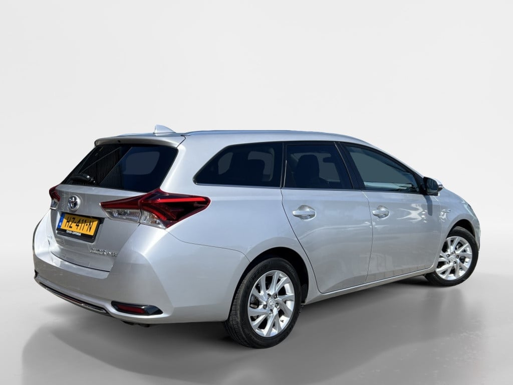 Toyota Auris touring sports 1.8 hybr. trend