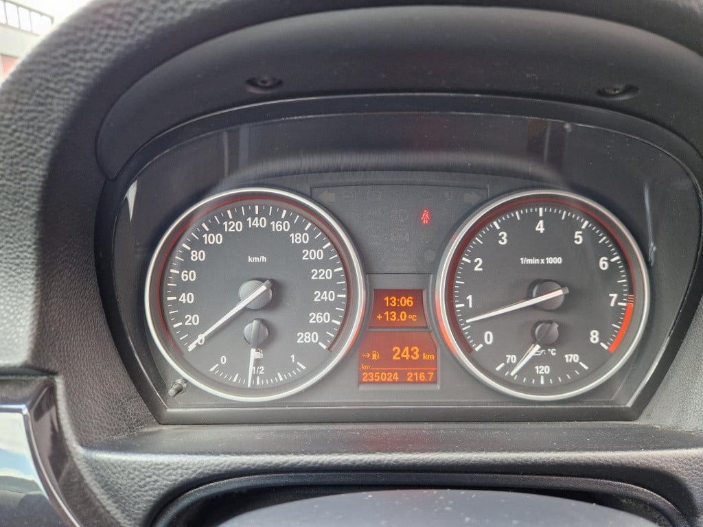 BMW 3-serie coupé 325i executive