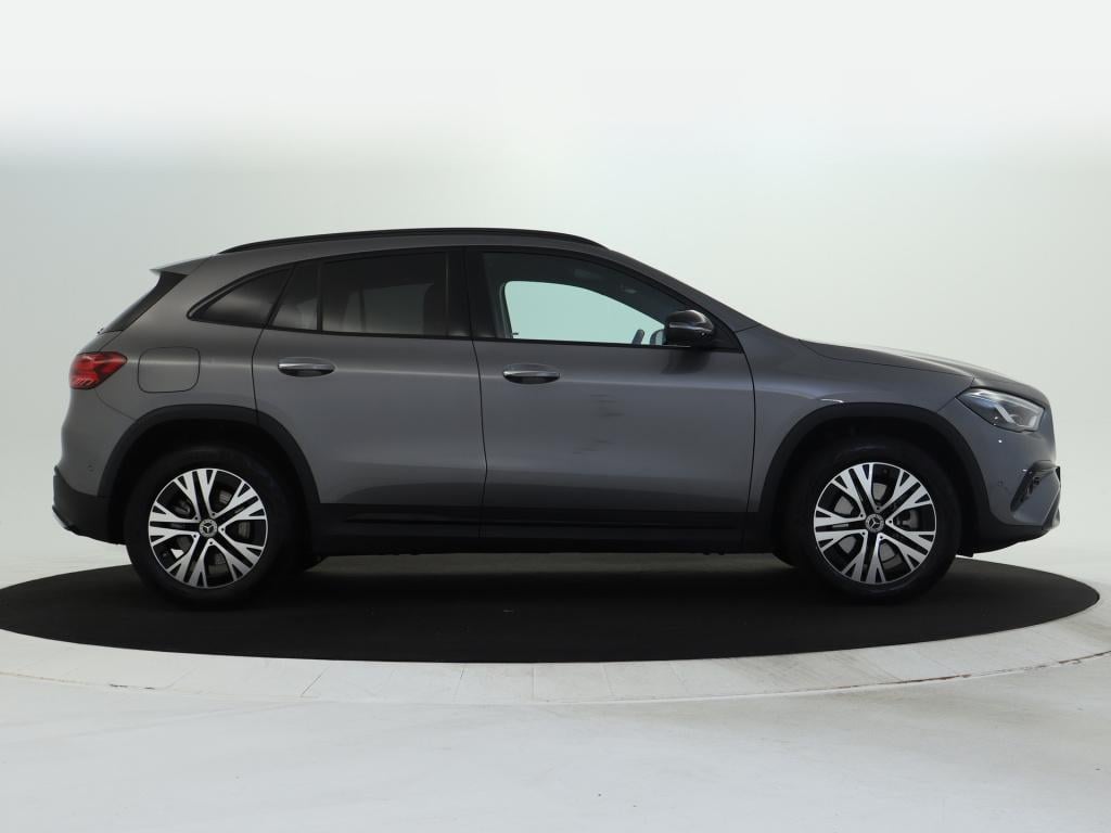 Mercedes-Benz Gla-klasse 250 e star edition luxury line trekhaak | night pa