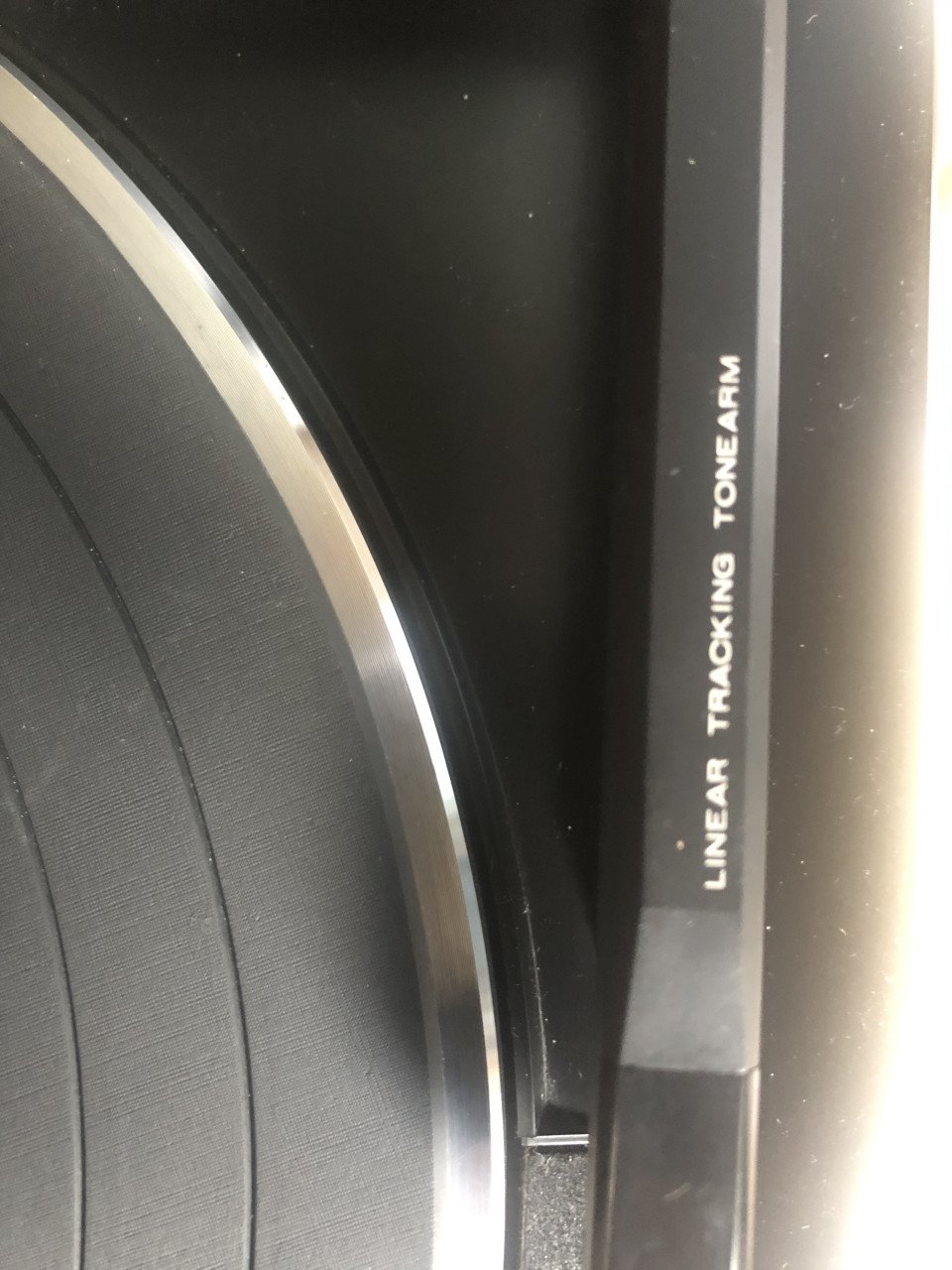 Tangentiale platenspeler van Philips FP775.