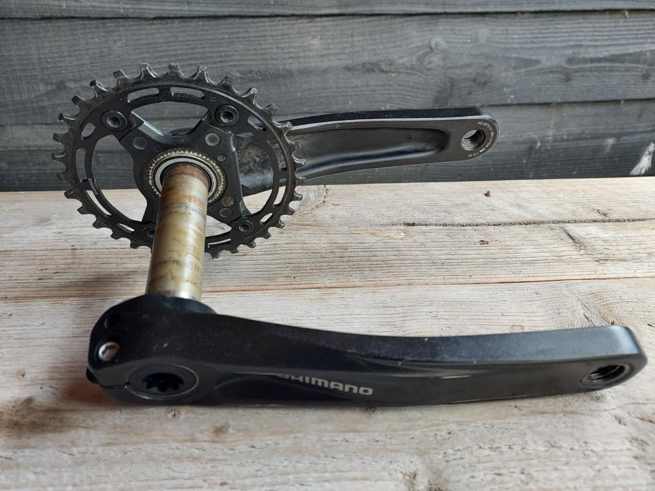 Shimano MTB crankstel