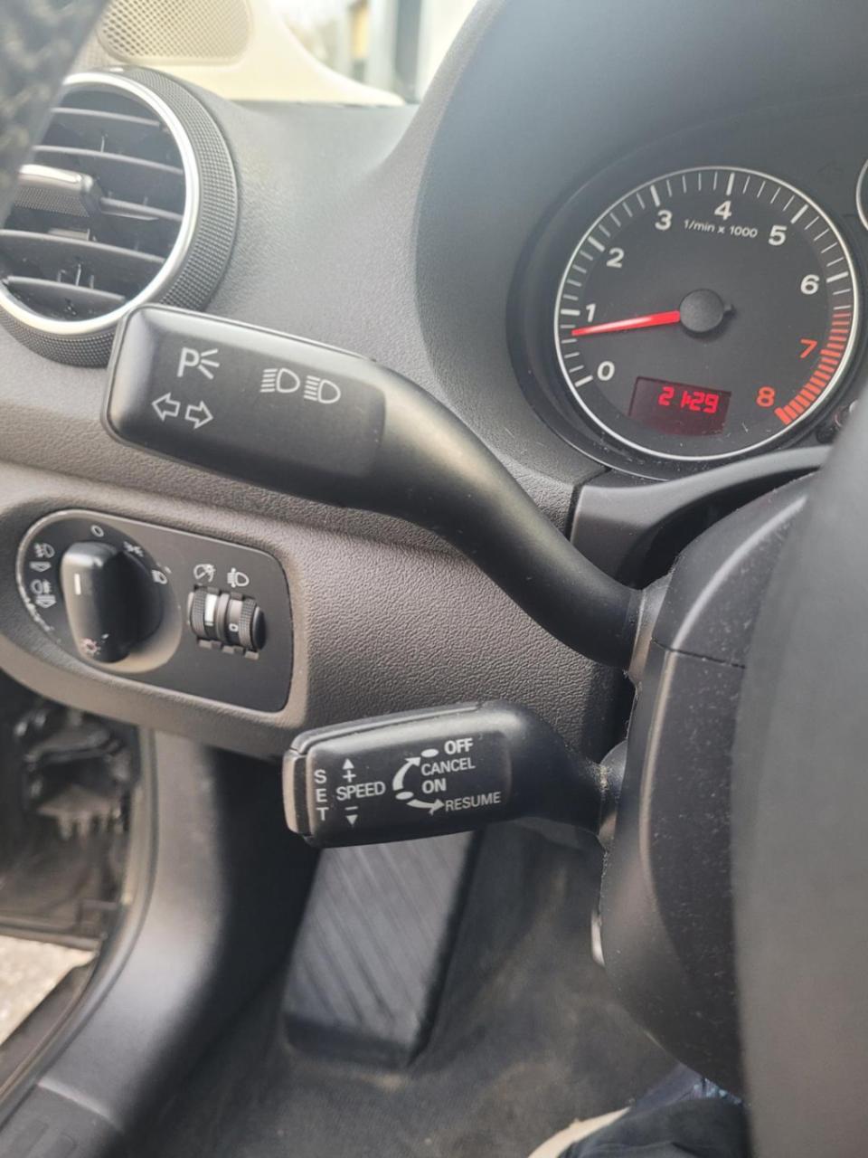 Audi A3 sportback 1.6 fsi attraction