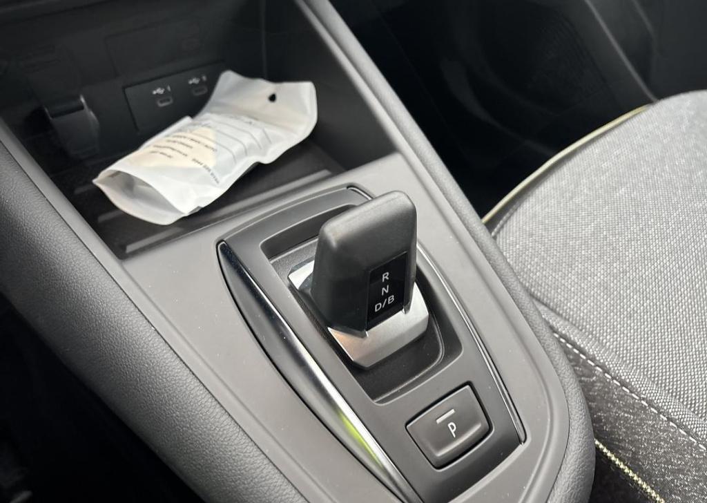 Renault Captur 1.8 e-tech full hybrid 160 techno