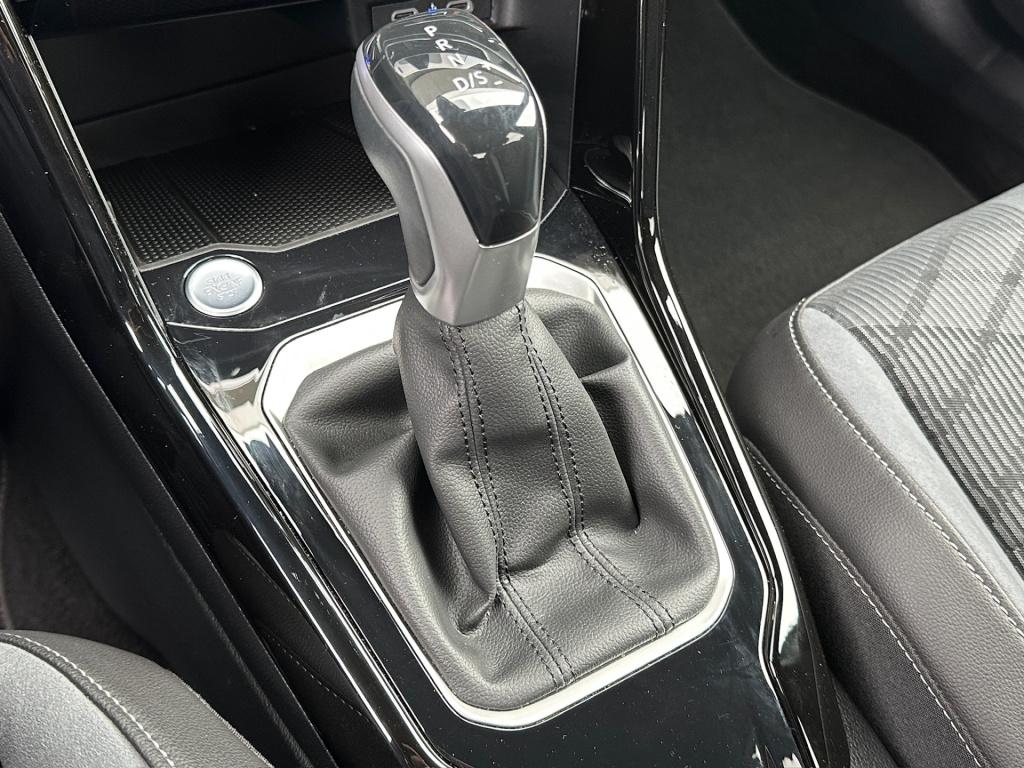 Volkswagen T-roc 1.5 tsi 150pk dsg r-line | camera | keyless | elek. achter