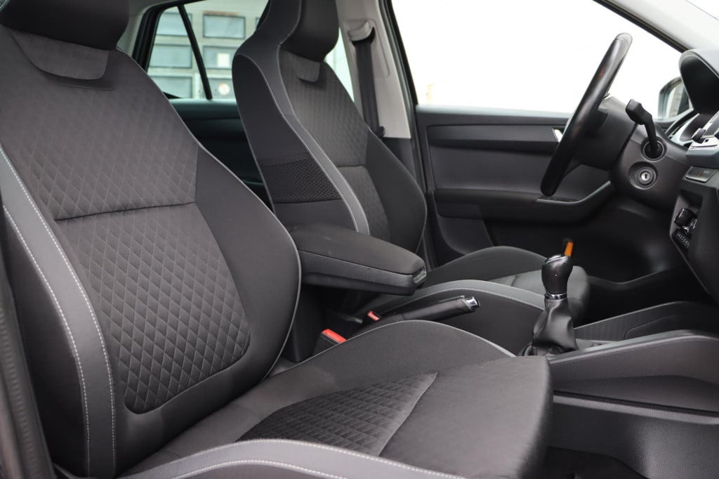 Skoda Fabia 1.2 tsi first edition ambition