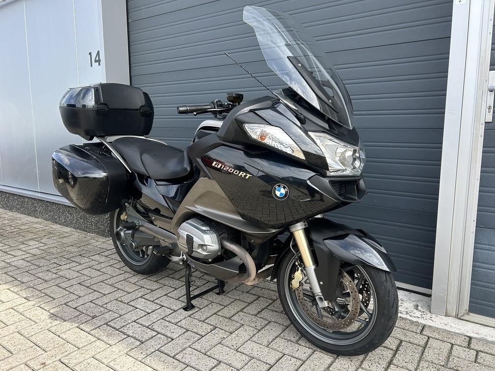 BMW R1200RT uit 2013 met 70dkm, 1e eig, full option, rijklaar mee €5250,-