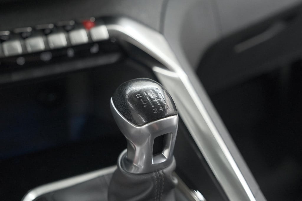 Peugeot 3008 puretech 130 allure | camera | dodehoekdetectie | elektronisch