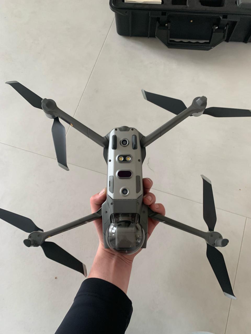 DJI Mavic 2 pro drone Fly more combo