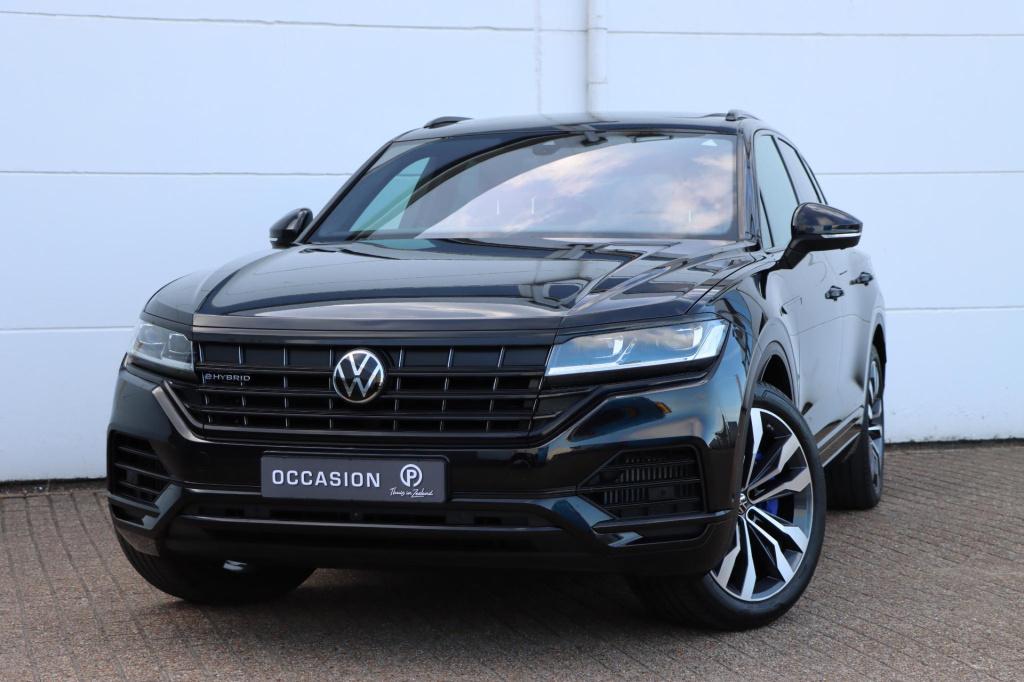 Volkswagen Touareg 3.0 tsi ehybrid 4motion elegance black style 380pk tiptr