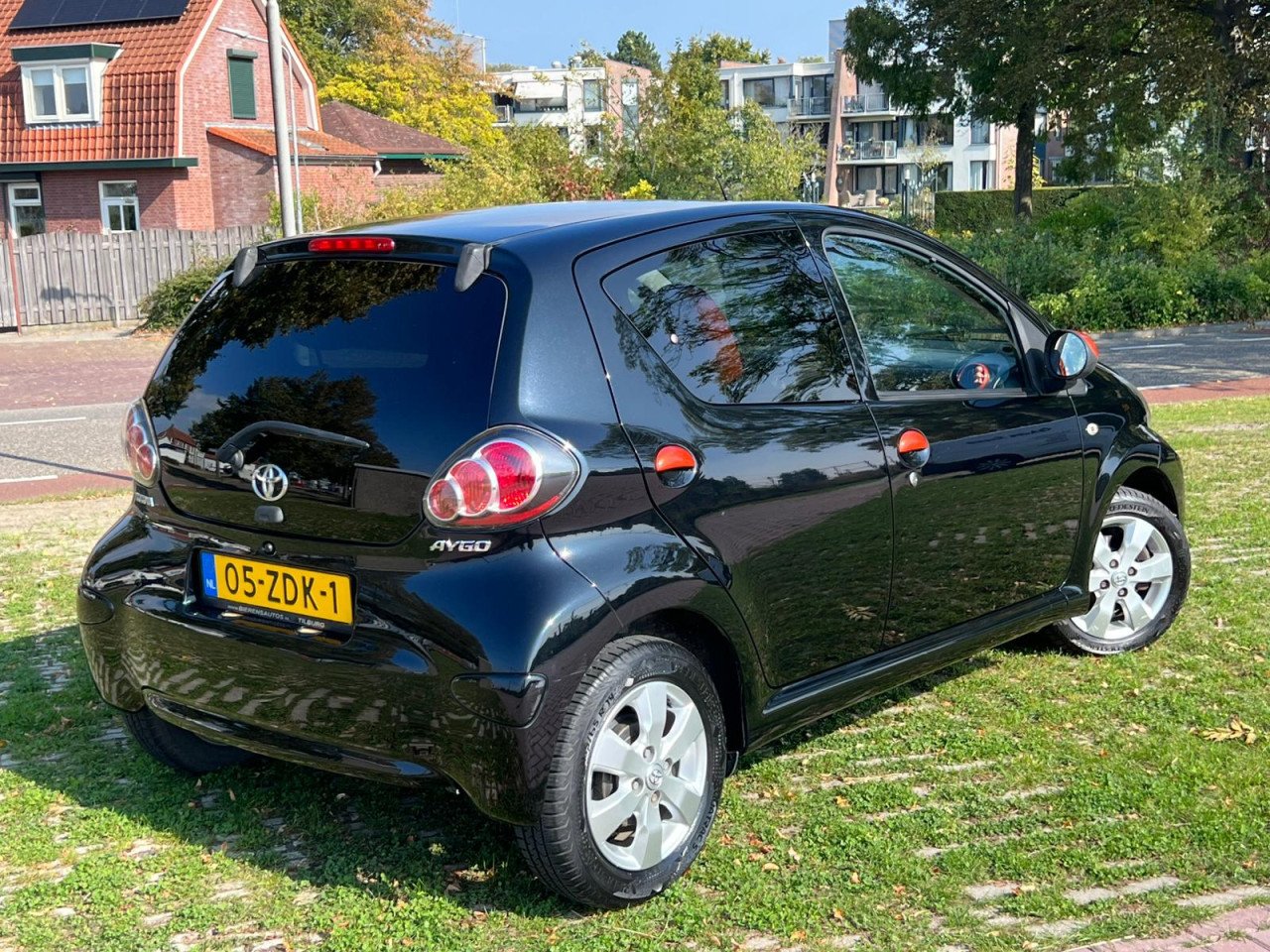 Toyota Aygo 1.0 VVT-i Dynamic Orange|N.A.P.|Nieuwe APK