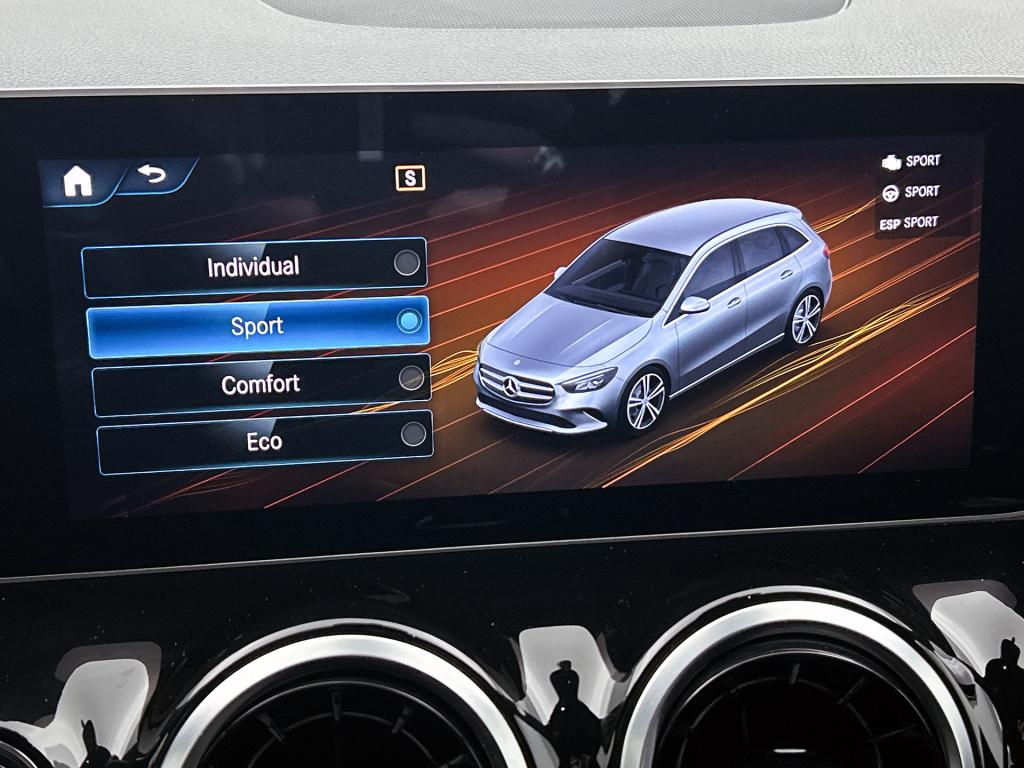 Mercedes-Benz B-Klasse 180 advantage | stoelverwarming | led | car play | p