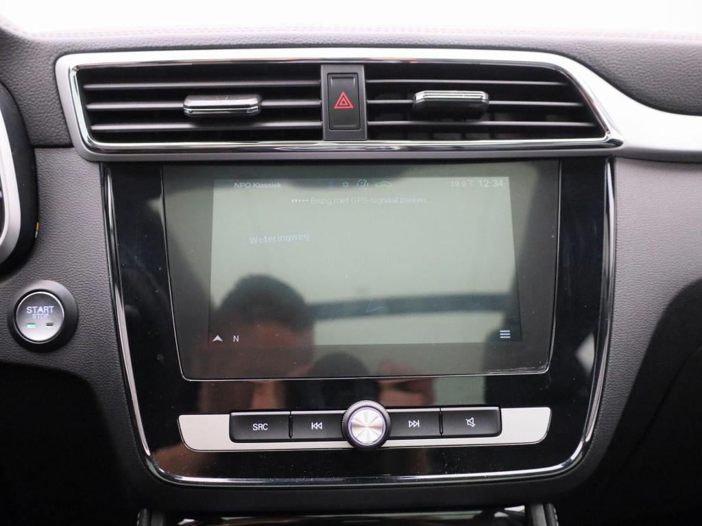 MG Zs Ev luxury 45 kwh | panoramadak | leder | apple carplay - android auto