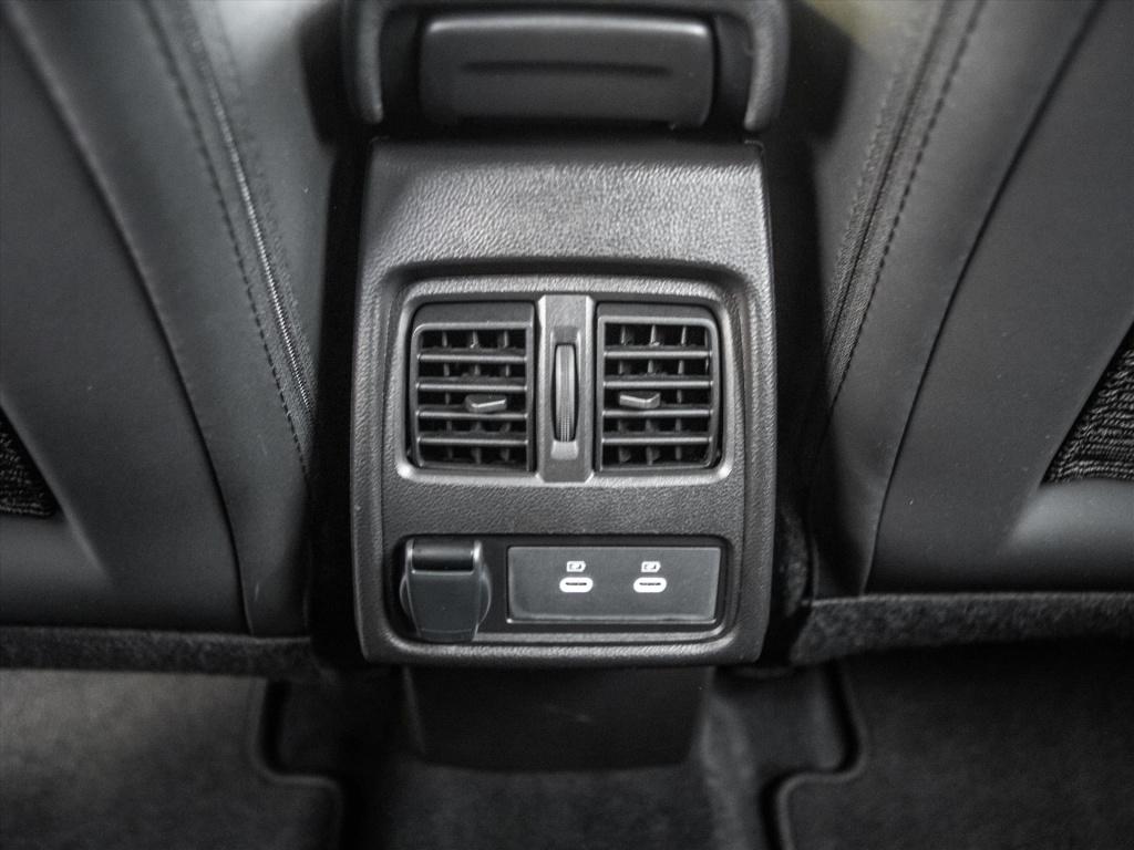 Renault Captur mild hybrid 160pk techno automaat | carplay | camera | park.