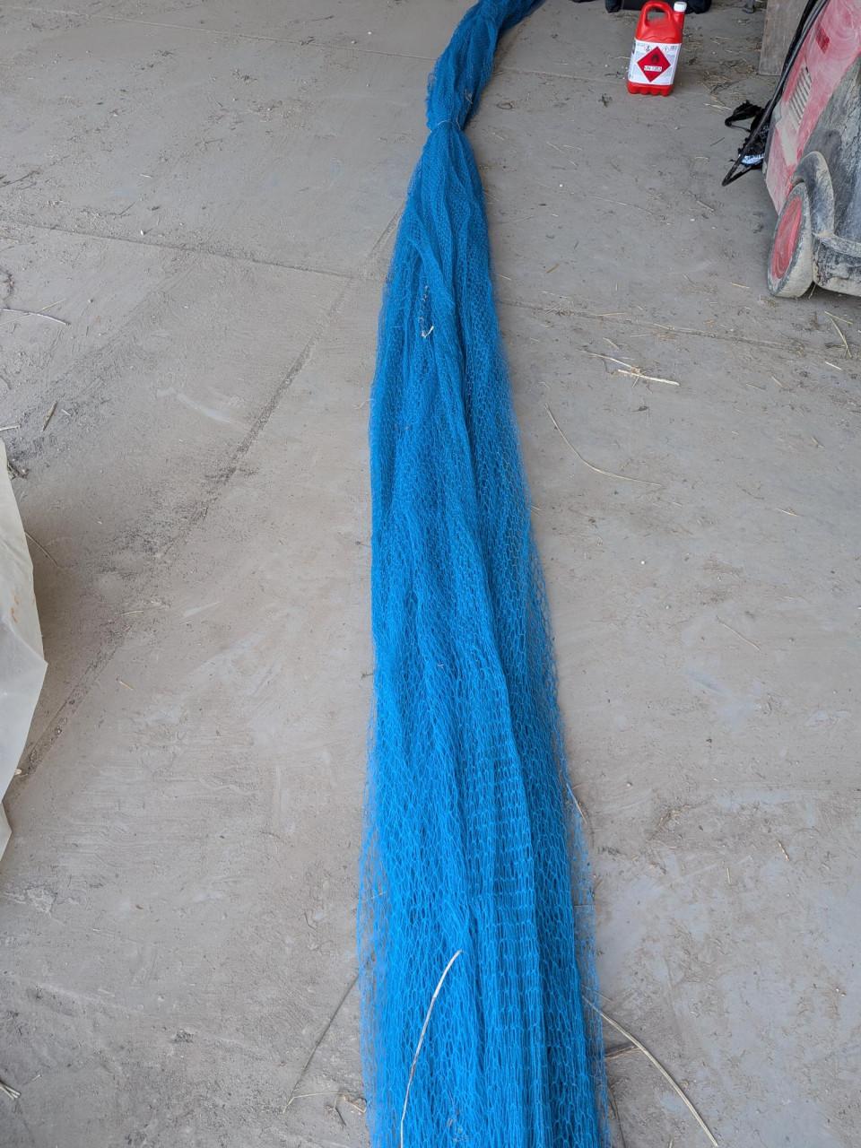 Blauwe net voor over bv. de kersen
